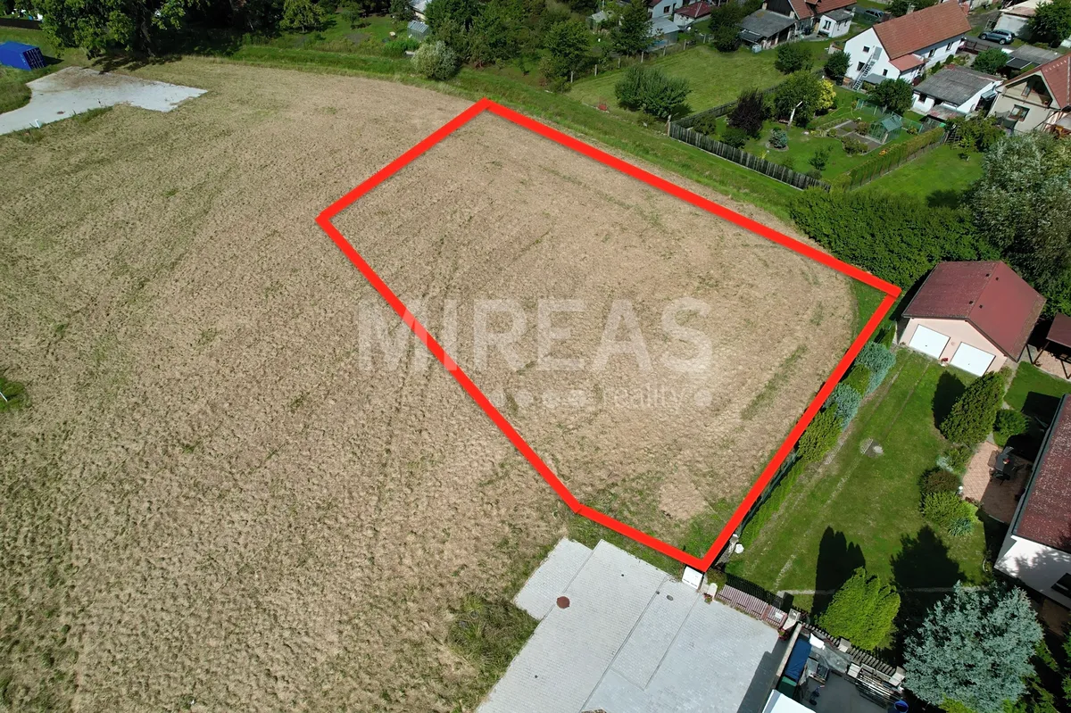 Prodej stavebního pozemku 1161 m²